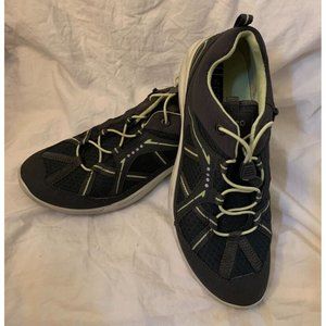 ECCO Womens EU 38 Sneakers Low Top Bungee Cord Toggle Gray Mesh US 7 7.5